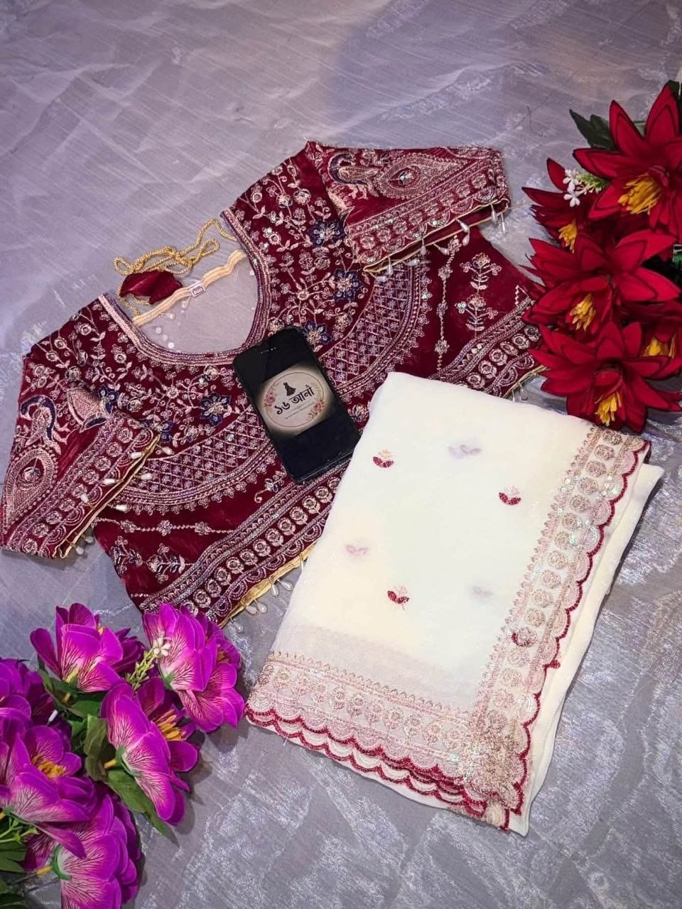 Jimmy Silk With Sequins Embroidery(রেডিমেট ব্লাউজ পিস সহ)Code-Sk077